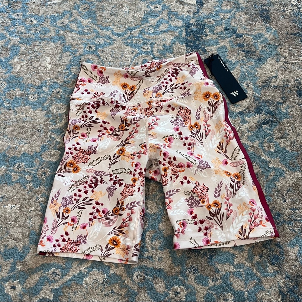 WITH Women’s Kurt Reversible Shorts with Stripe Calico Dust Size Medium